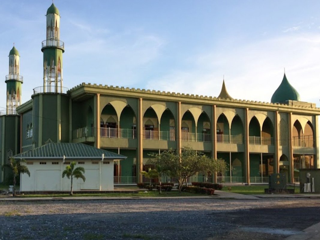 Darul Uloom Masjid – MUSLIMS.TT